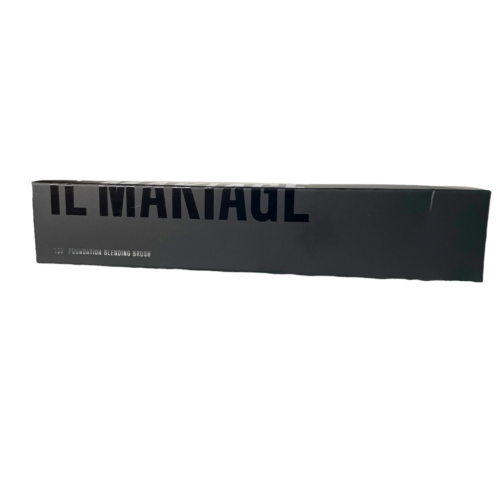 NEW IL MAKIAGE Foundation Blending Brush